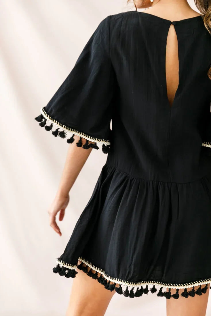 Donna Dropped Waist Tassel Dress Black